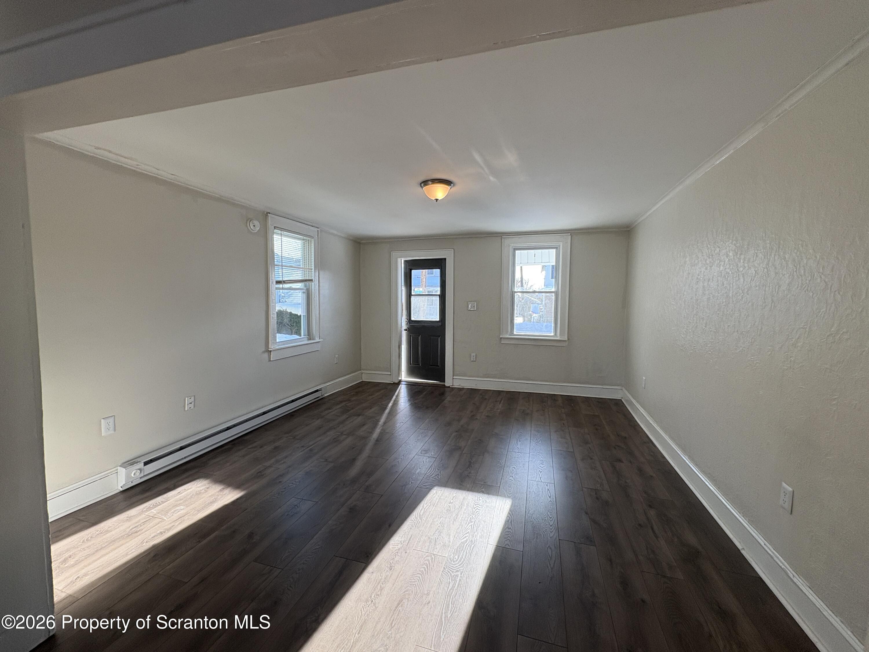 511 Oak Street Old Forge, PA 18518 - Photo 4 of 14 Living Room