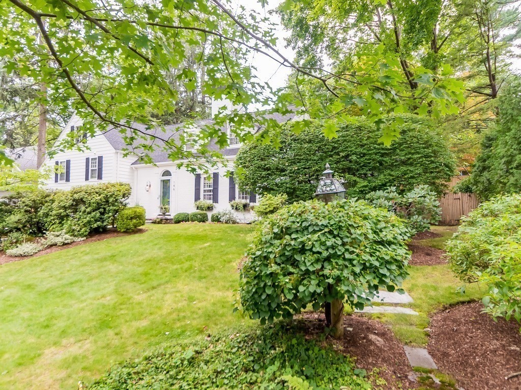 146 Arnold Road Newton, MA 02459 - Photo 40 of 42 Gallery Image 40