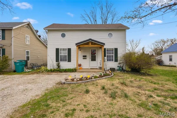 $145,000 | 830 Walton Street, St. Clair, MO 63077