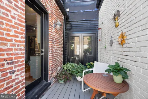 $850,000 | 1335 Harvard Street Northwest, Unit 1, Washington, DC 20009