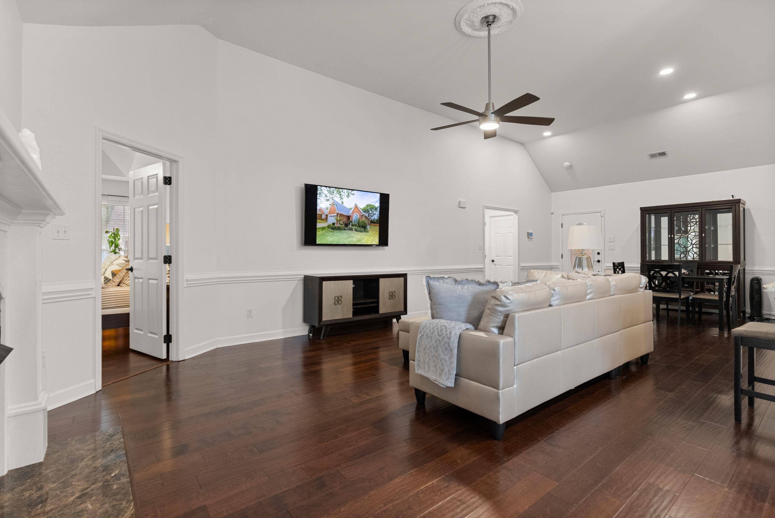 413 Rambling Rose Way Moore, SC 29369 - Photo 8 of 48