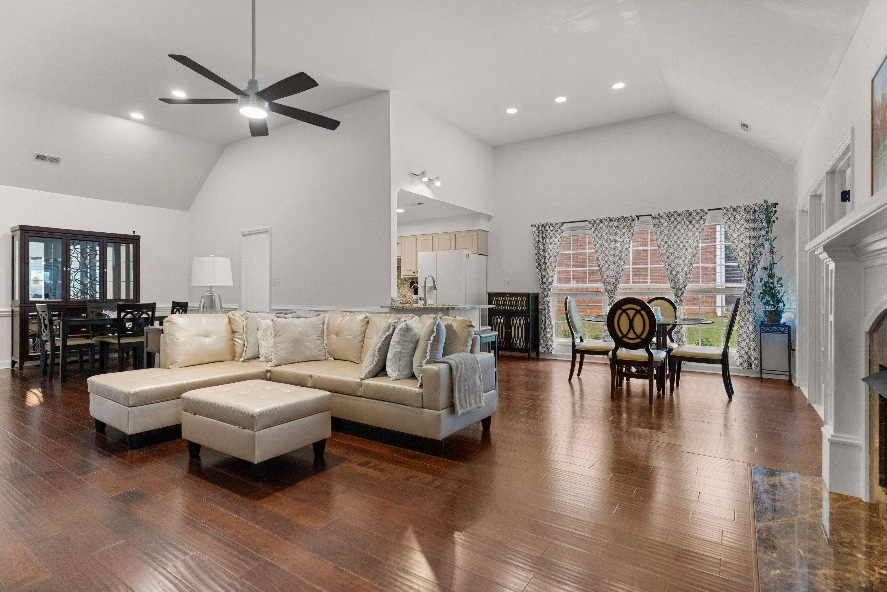 413 Rambling Rose Way Moore, SC 29369 - Photo 9 of 48