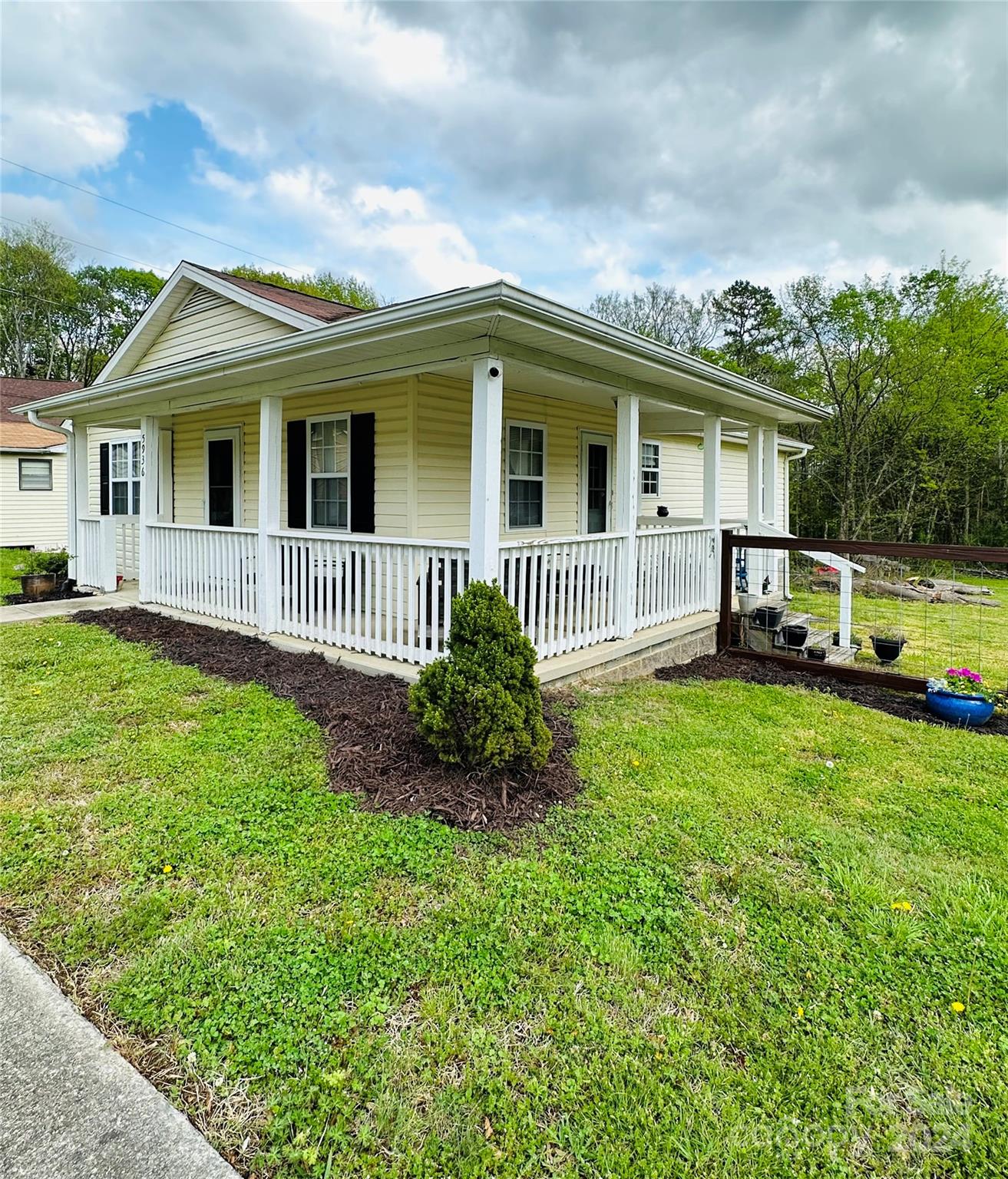 5936 Neck Road Huntersville, NC 28078 - Photo 3 of 24 Gallery Image 3