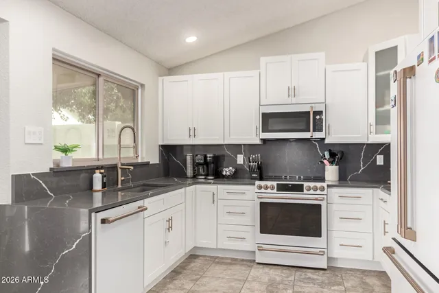 $509,999 | 5354 East Ellis Street, Mesa, AZ 85205