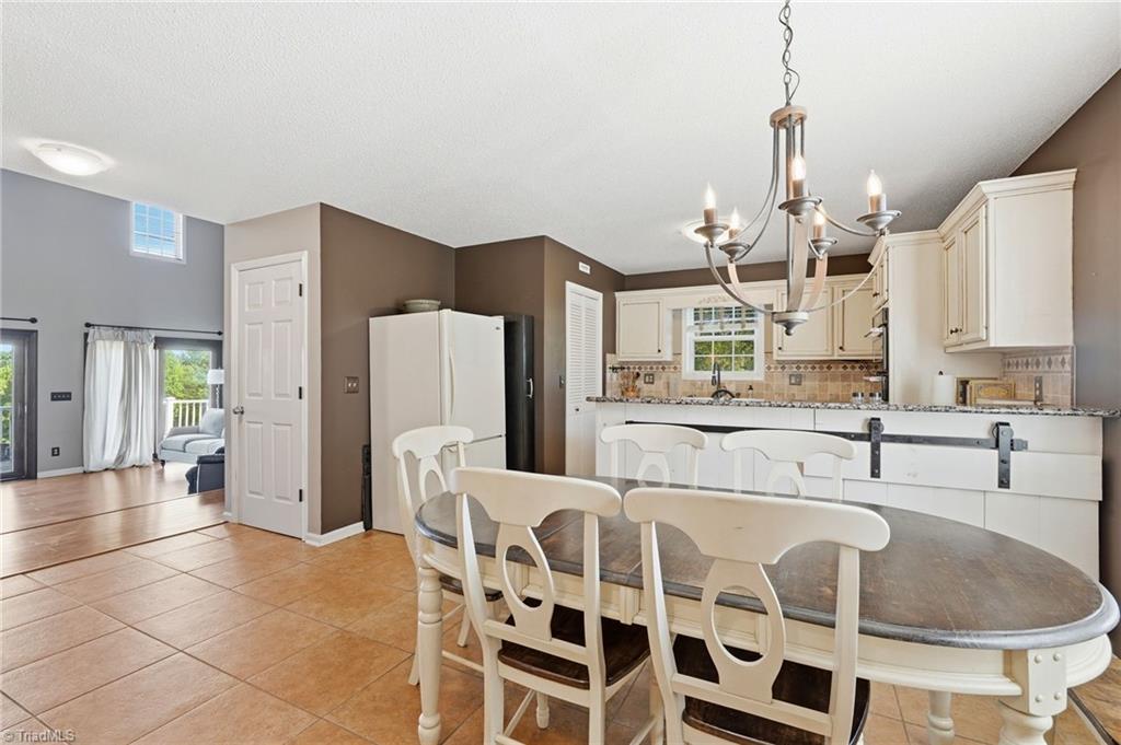 169 Ben Smith Road Kernersville, NC 27284 - Photo 9 of 49