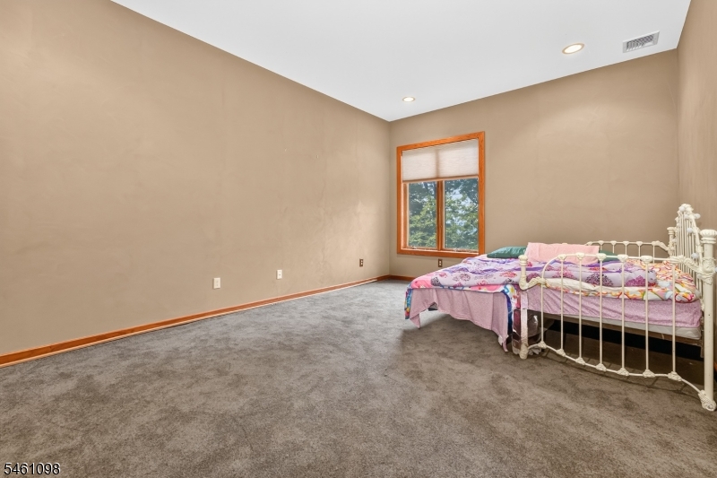 8 Spring Hill Road Annandale, NJ 08801 - Photo 26 of 48 Gallery Image 26