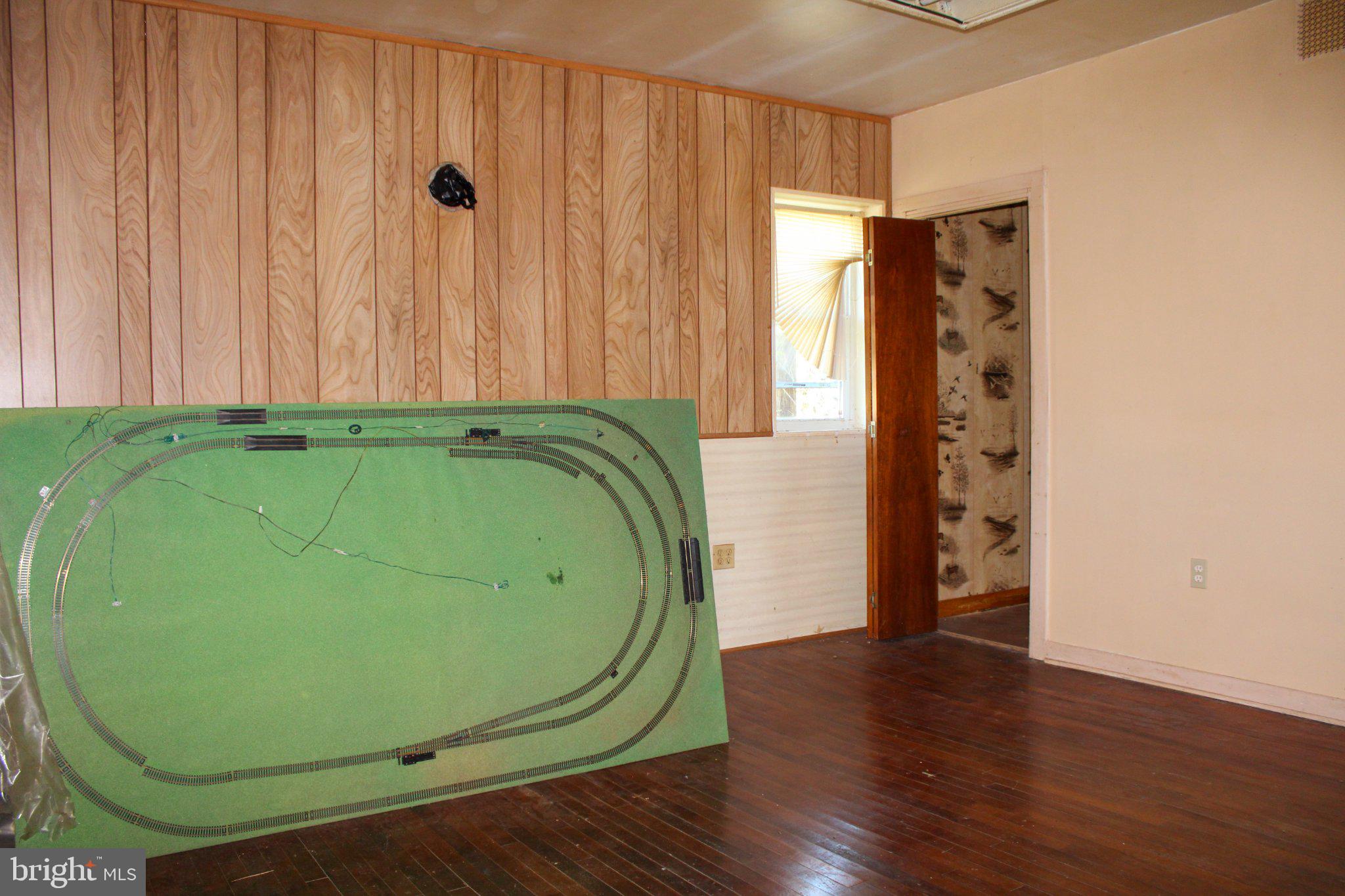 5007 Harney Road Taneytown, MD 21787 - Photo 12 of 27 Gallery Image 12