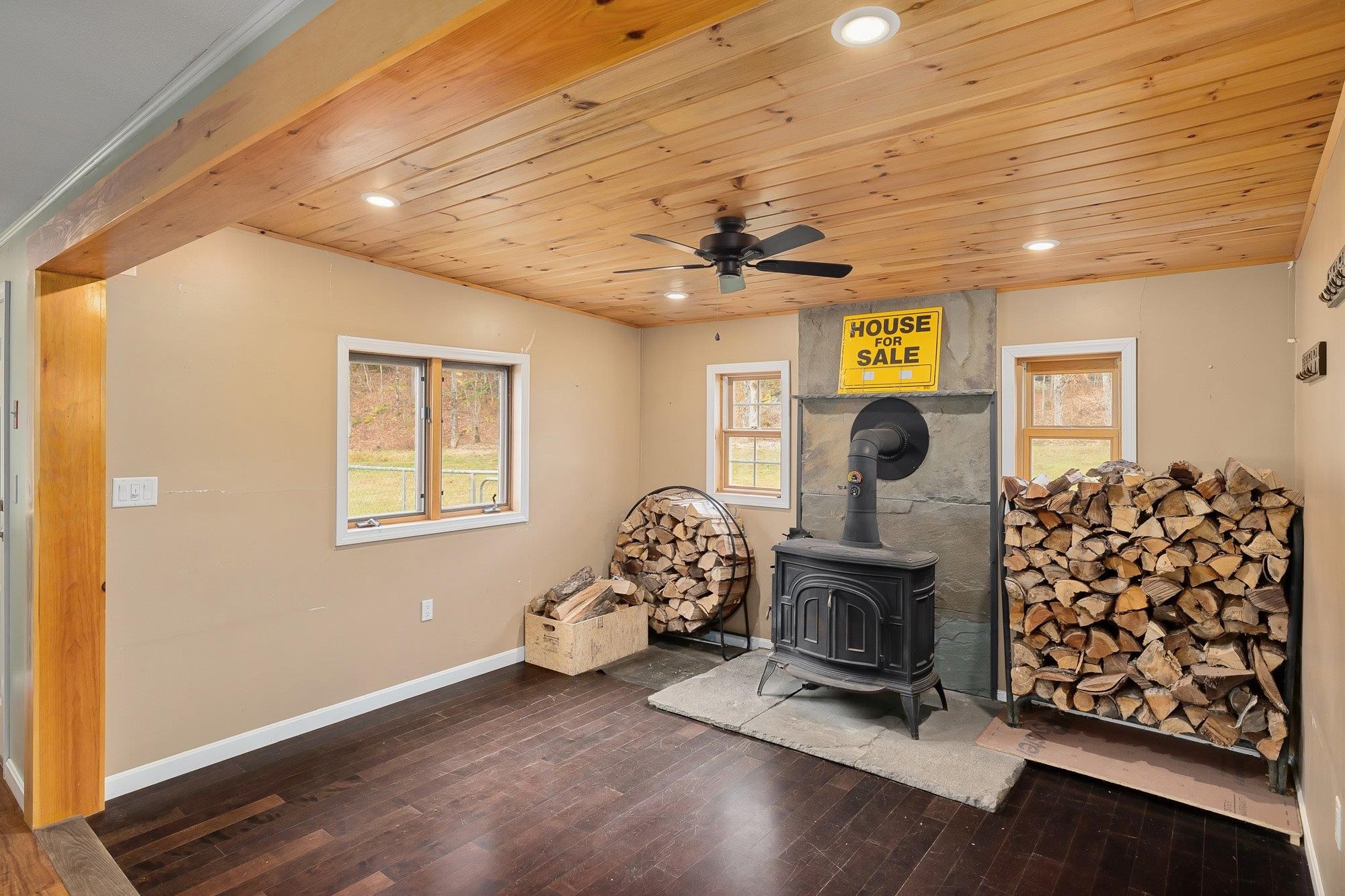 139 Cemetery Road Moretown, VT 05602 - Photo 14 of 21