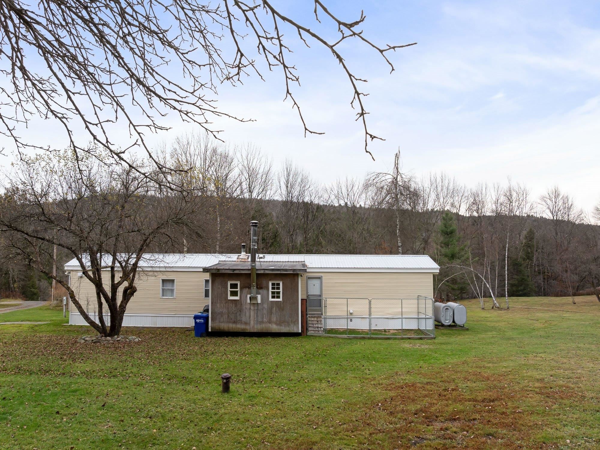 139 Cemetery Road Moretown, VT 05602 - Photo 3 of 21