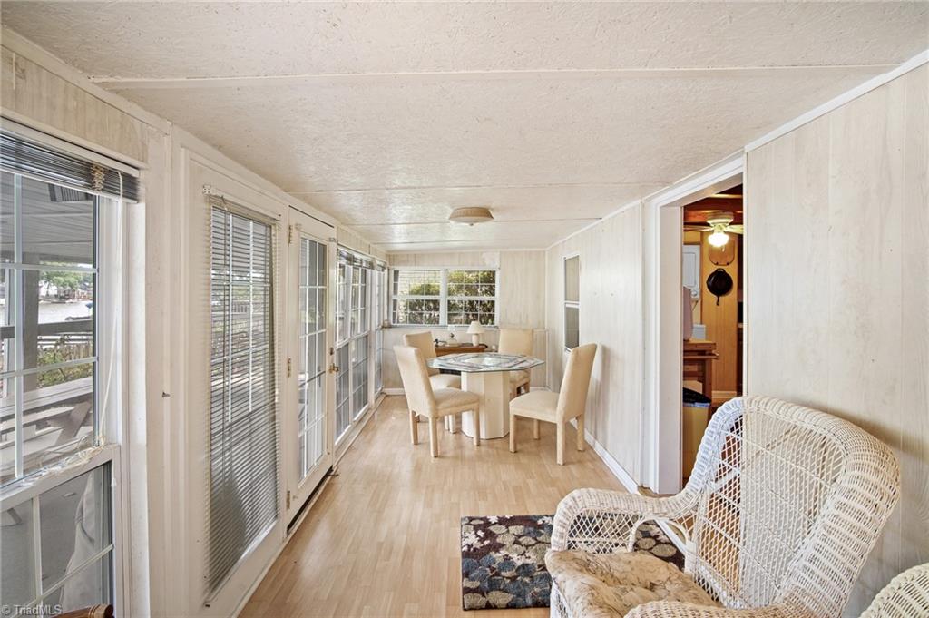 407 Riverside Drive Lexington, NC 27292 - Photo 14 of 30 Sunroom