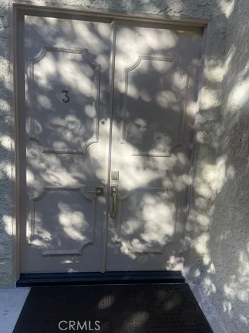 $3,500 | 5727 Etiwanda Avenue, Unit 3, Tarzana, CA 91356