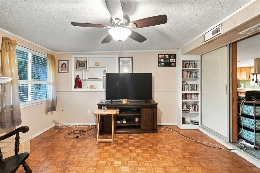 2236 Alice Road Sarasota, FL 34231 - Photo 13 of 24 Gallery Image 13