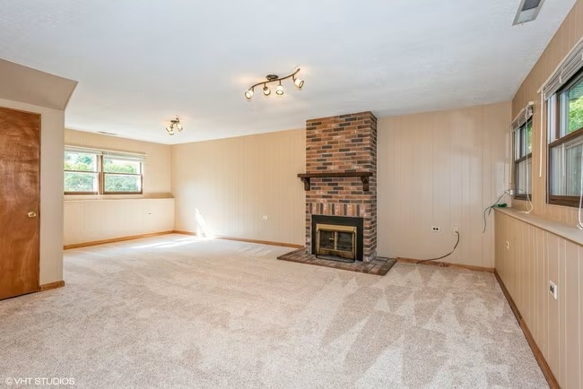 1121 Needham Road Naperville, IL 60563 - Photo 10 of 14