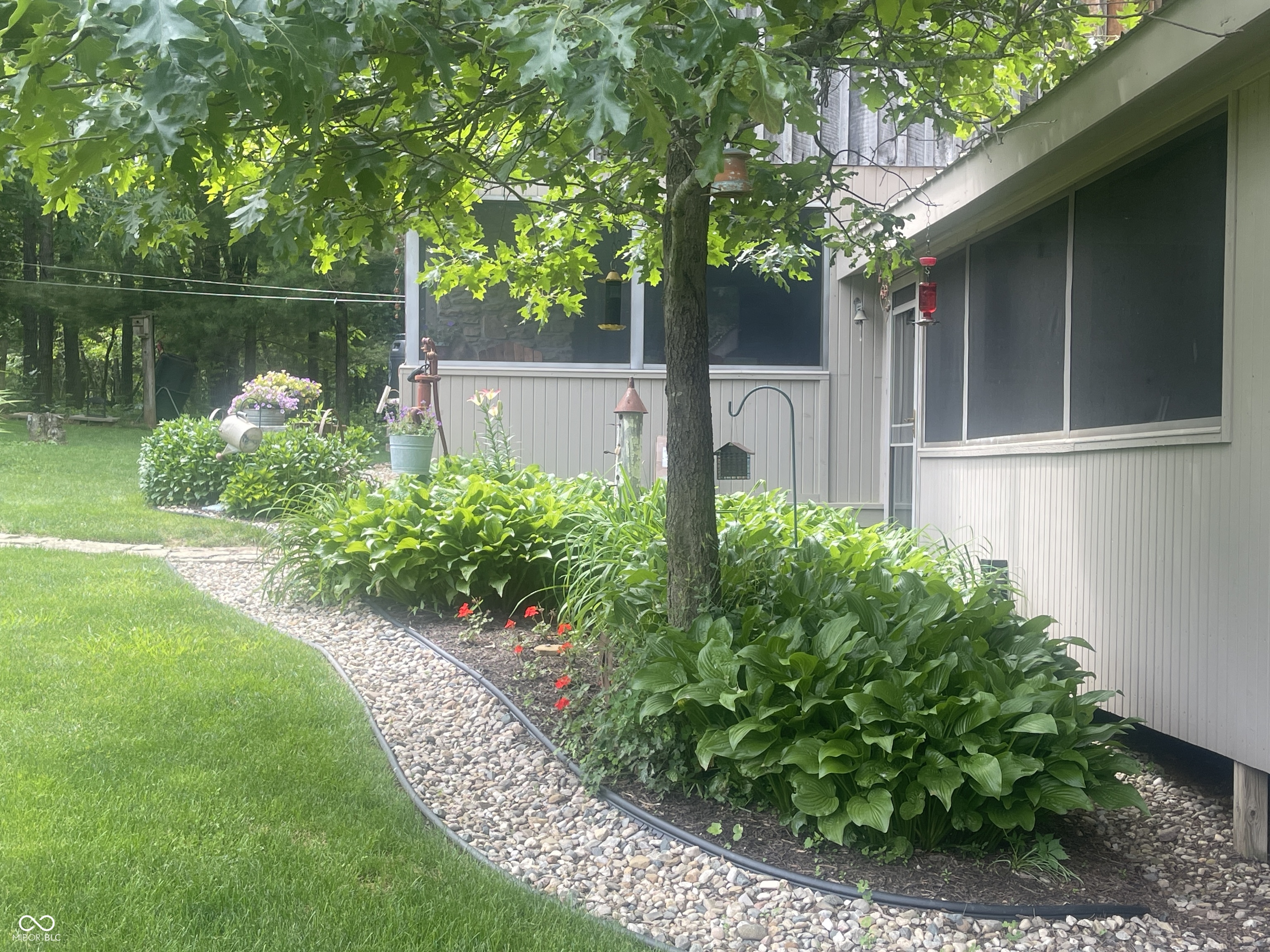 6330 Poplar Grove Road Columbus, IN 47201 - Photo 3 of 100