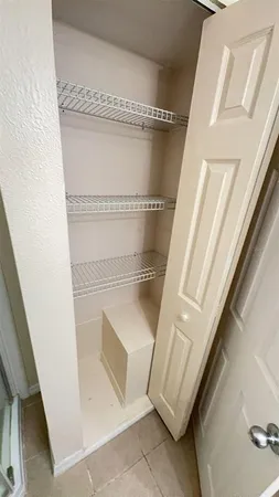 $1,300 | 4851 West Gandy Boulevard, Unit B3L14, Tampa, FL 33611