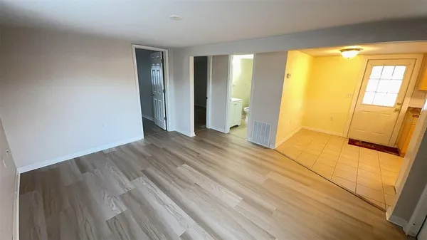 $1,300 | 4851 West Gandy Boulevard, Unit B3L14, Tampa, FL 33611