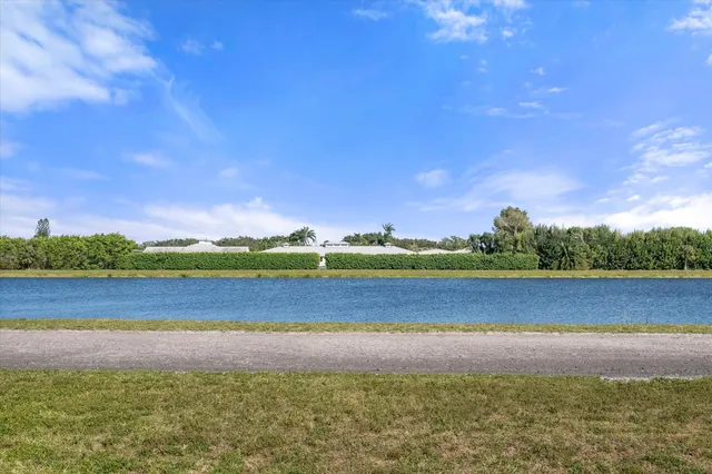 $6,500,000 | 3220 Santa Barbara Drive, Wellington, FL 33414