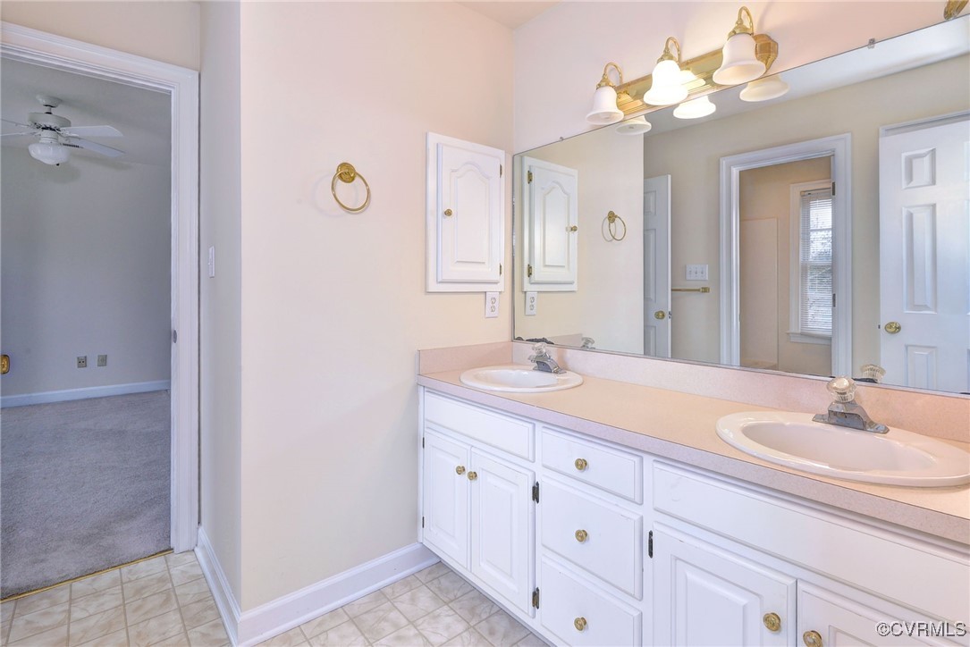 3092 North Riverside Drive Lanexa, VA 23089 - Photo 34 of 50 Shared bathroom betweenn office and BR 3