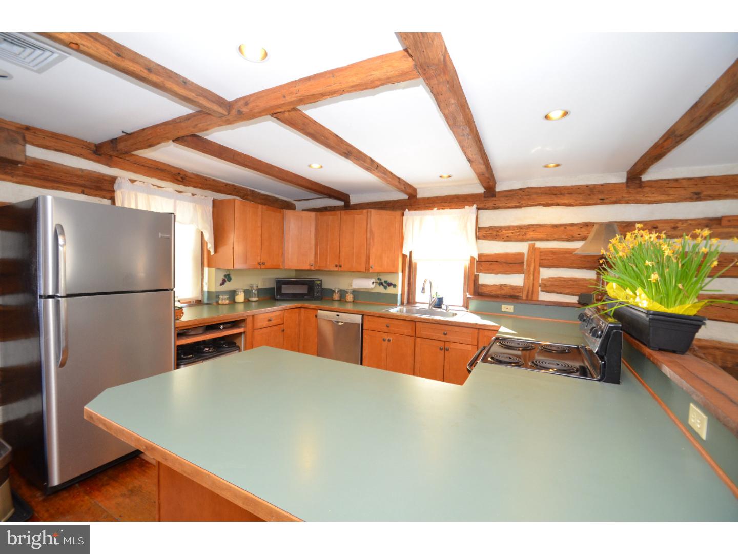 350 Cider Press Road Easton, PA 18042 - Photo 7 of 25 Gallery Image 7