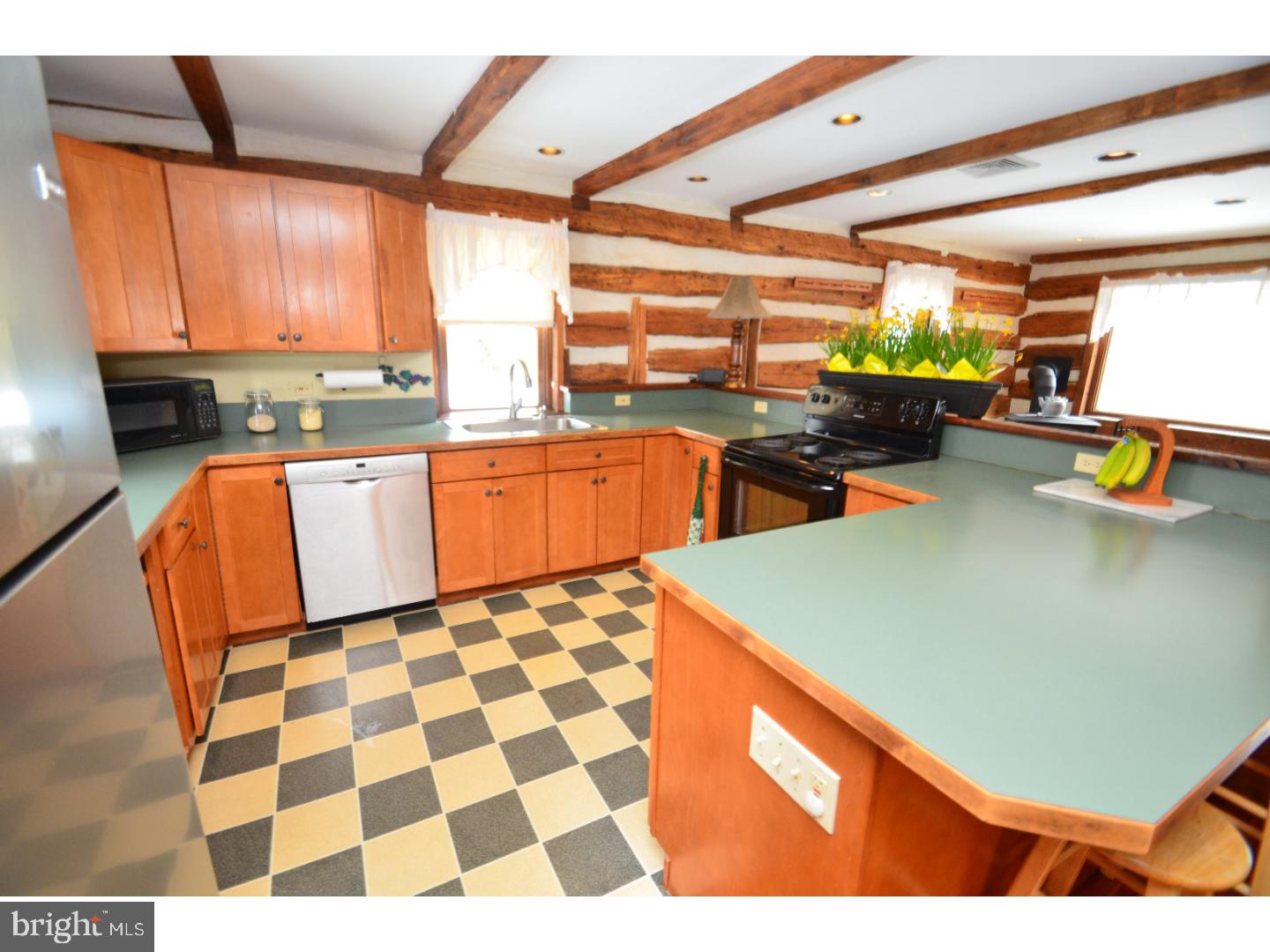 350 Cider Press Road Easton, PA 18042 - Photo 8 of 25 Gallery Image 8