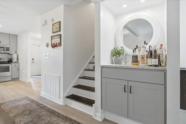 $599,000 | 219 Shoreline Drive, Unit 122, Moneta, VA 24121