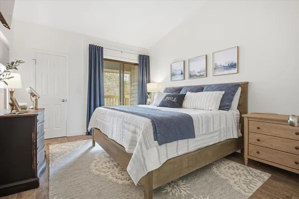 $599,000 | 219 Shoreline Drive, Unit 122, Moneta, VA 24121