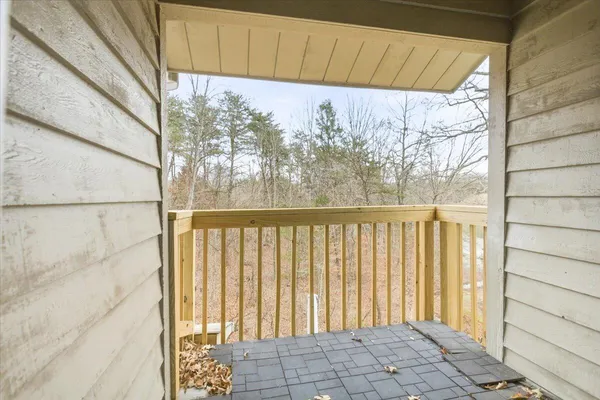 $599,000 | 219 Shoreline Drive, Unit 122, Moneta, VA 24121