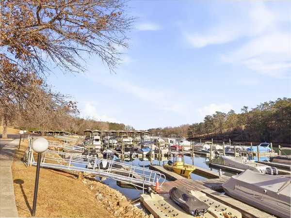 $599,000 | 219 Shoreline Drive, Unit 122, Moneta, VA 24121