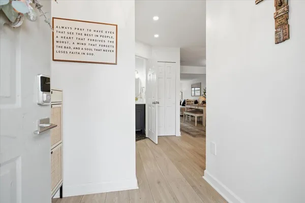 $599,000 | 219 Shoreline Drive, Unit 122, Moneta, VA 24121