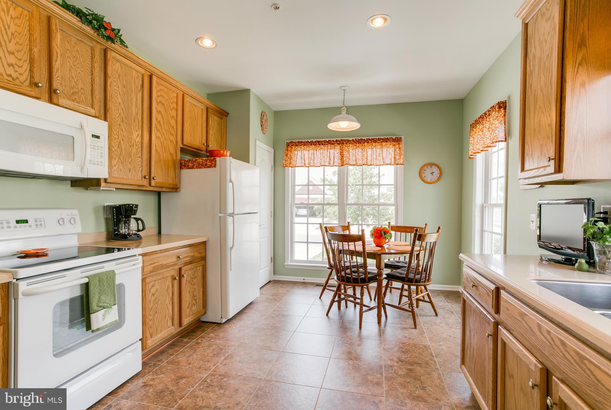 8231 Academy Road, Unit 31 Ellicott City, MD 21043 - Photo 12 of 30 Kitchen