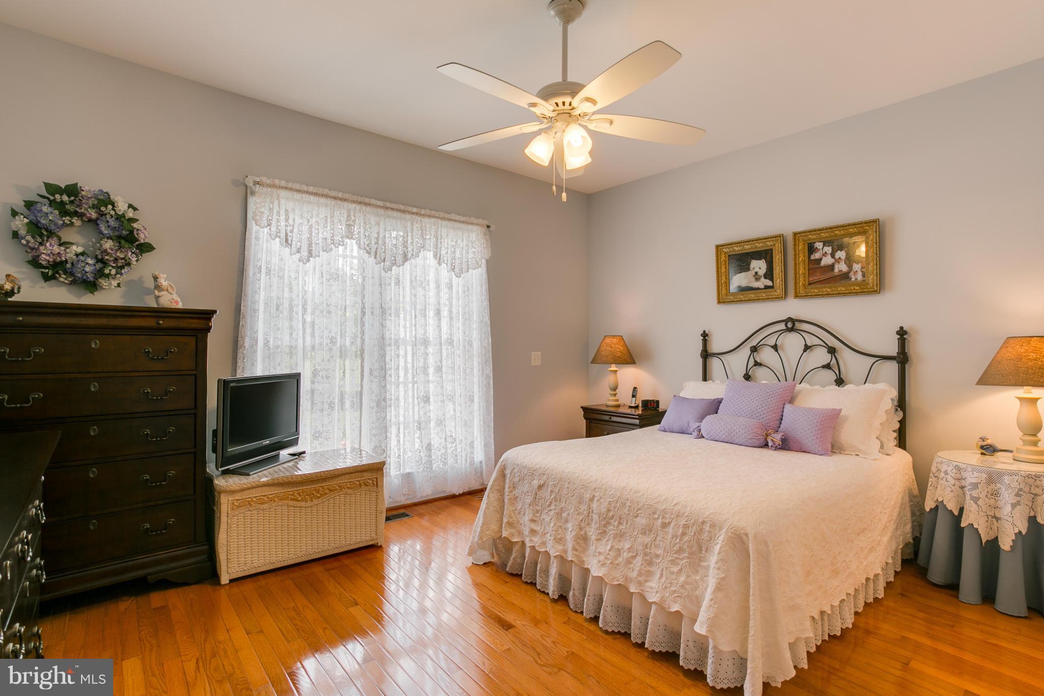8231 Academy Road, Unit 31 Ellicott City, MD 21043 - Photo 15 of 30 Bedroom (Master)