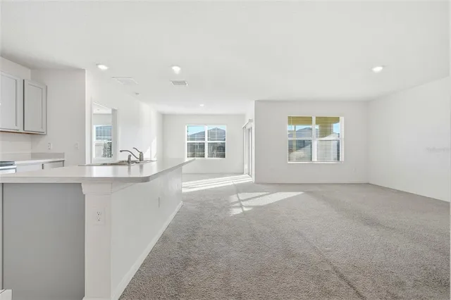 $2,100 | 2633 Grand Central Avenue, Tavares, FL 32778