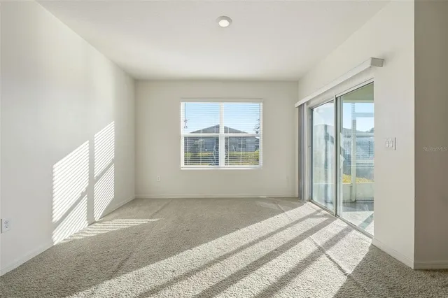 $2,100 | 2633 Grand Central Avenue, Tavares, FL 32778