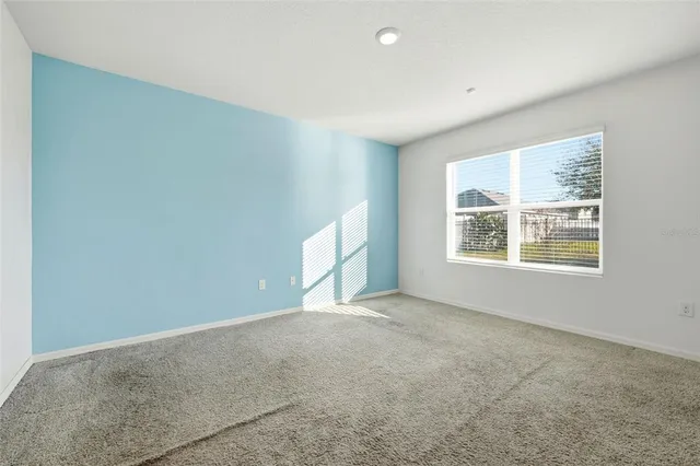 $2,100 | 2633 Grand Central Avenue, Tavares, FL 32778