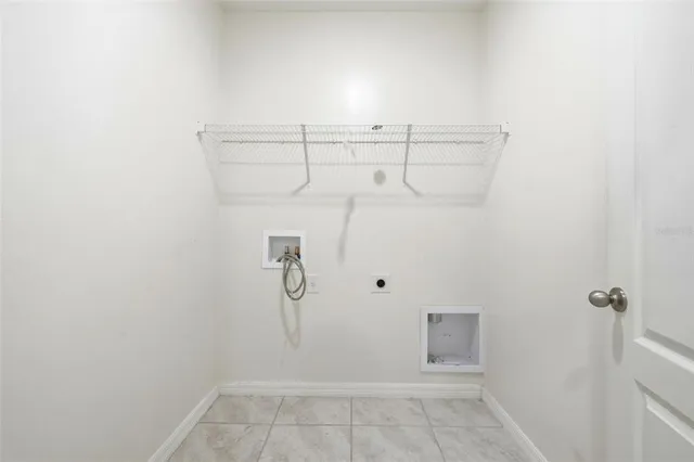 $2,100 | 2633 Grand Central Avenue, Tavares, FL 32778