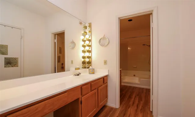 $137,000 | 17631 Red Oak Drive, Unit 7631, Houston, TX 77090