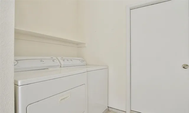 $137,000 | 17631 Red Oak Drive, Unit 7631, Houston, TX 77090