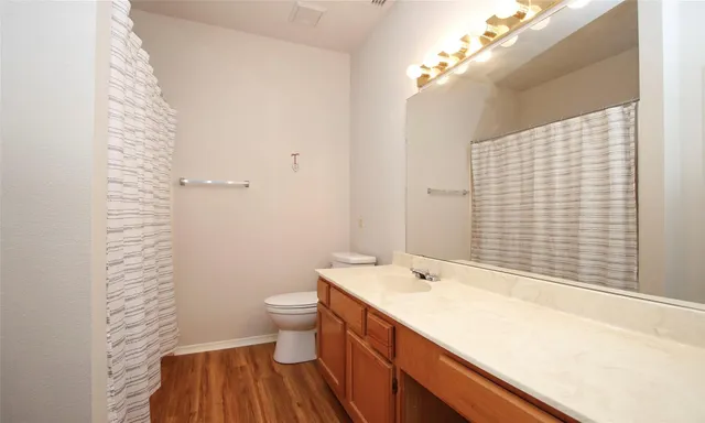 $137,000 | 17631 Red Oak Drive, Unit 7631, Houston, TX 77090