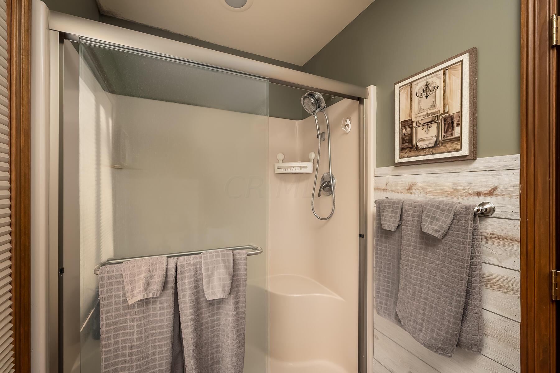500 Coover Road Delaware, OH 43015 - Photo 51 of 102 Shower