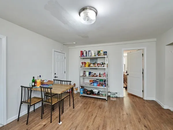 $6,500 | 241 E Street, Unit 1, Boston, MA 02127