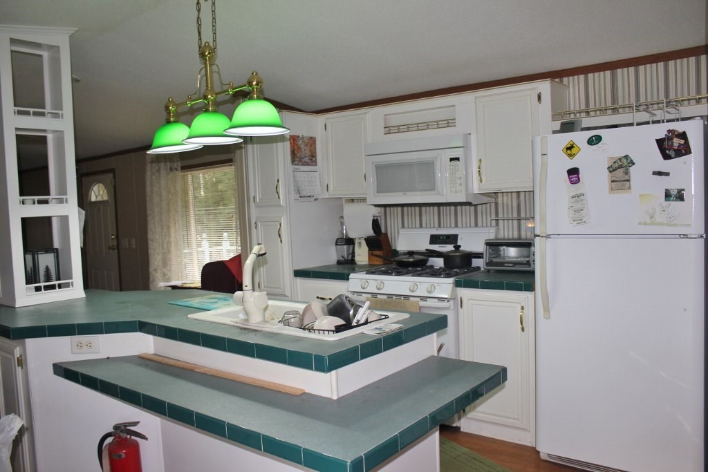81 Hall Bridge Road Rockingham, VT 05101 - Photo 11 of 26