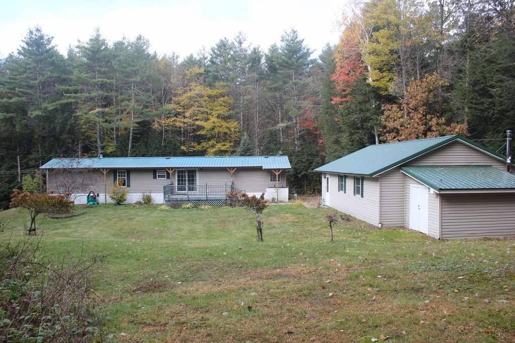 81 Hall Bridge Road Rockingham, VT 05101 - Photo 5 of 26