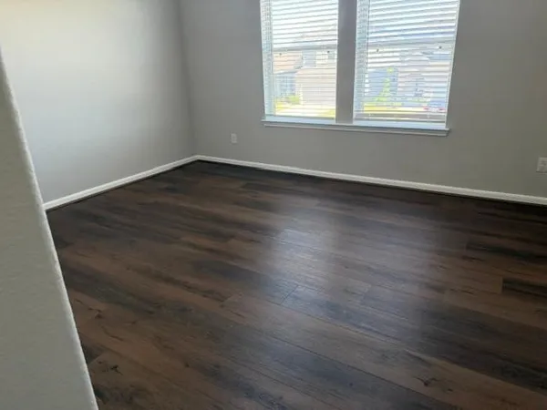 $2,400 | 1222 Obispo Court, Rosharon, TX 77583