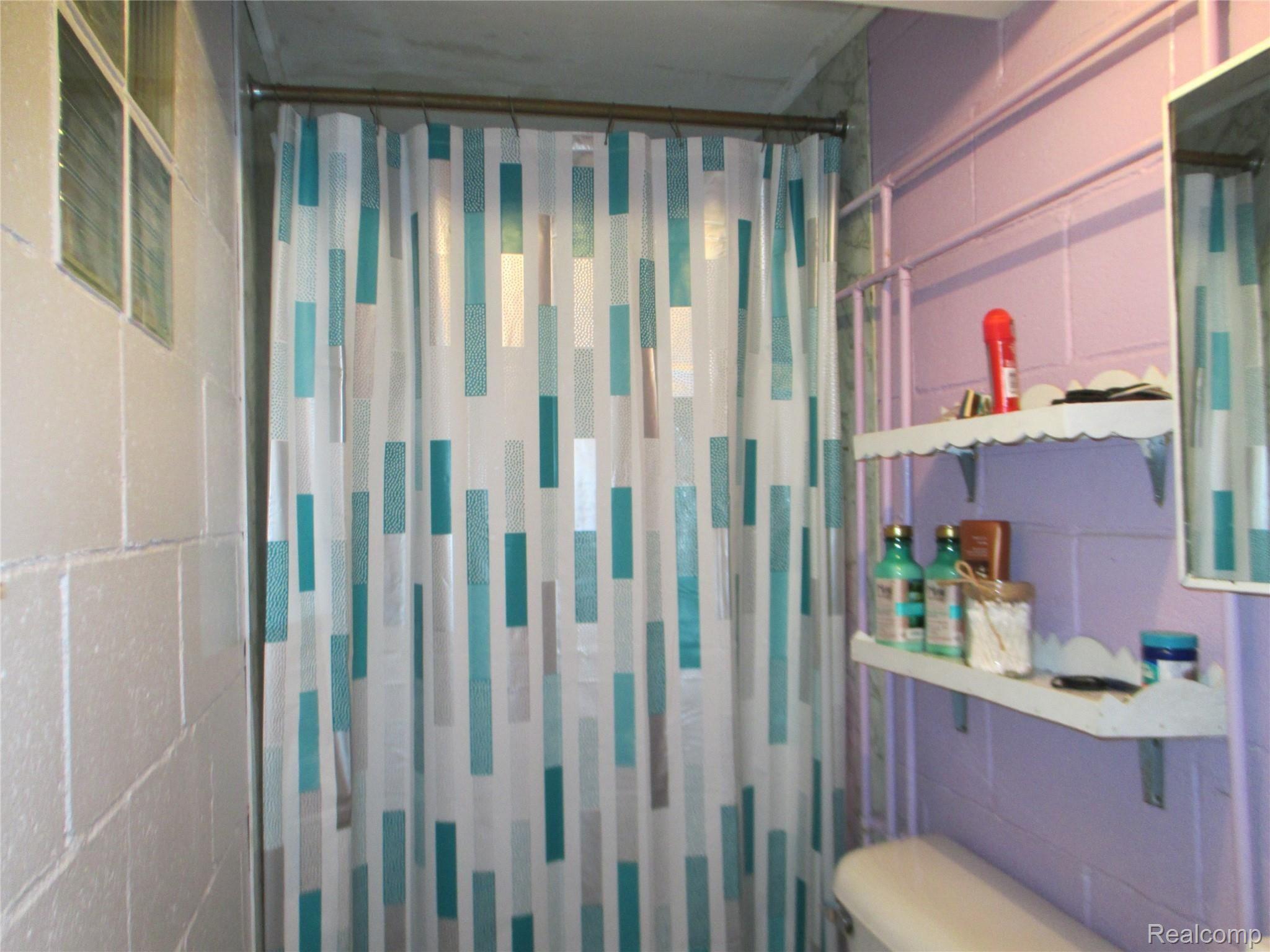 6305 Waldon Road Clarkston, MI 48346 - Photo 16 of 19 Waldon 018.JPG