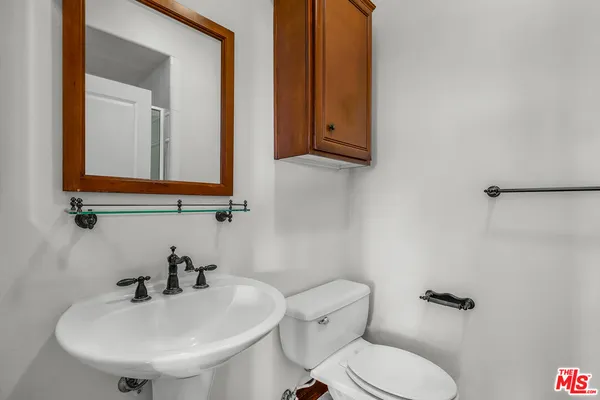 $11,500 | 16730 Calle De Catalina, Pacific Palisades, CA 90272