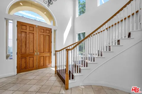 $11,500 | 16730 Calle De Catalina, Pacific Palisades, CA 90272