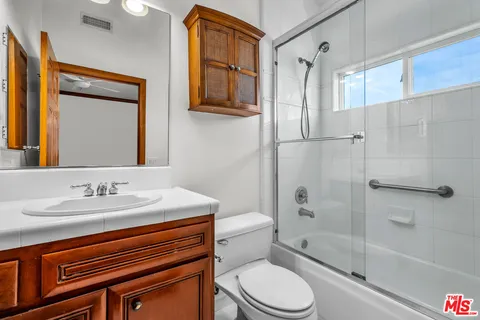 $11,500 | 16730 Calle De Catalina, Pacific Palisades, CA 90272