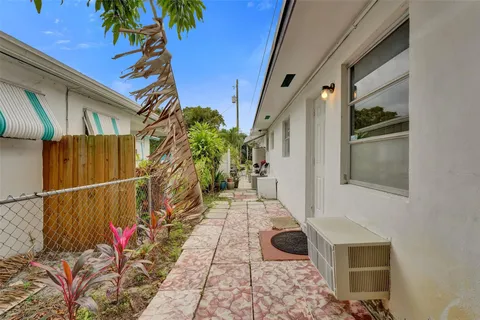 $125,000 | 2317 Garfield Street, Unit 3, Hollywood, FL 33020