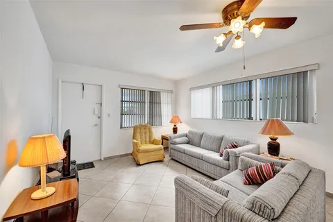 $125,000 | 2317 Garfield Street, Unit 3, Hollywood, FL 33020
