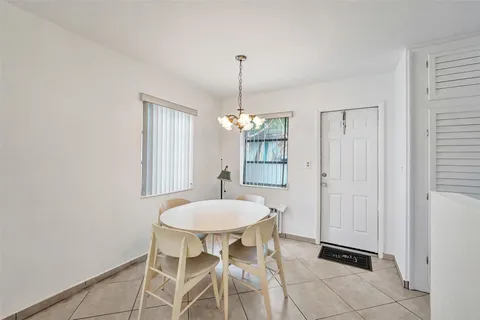 $125,000 | 2317 Garfield Street, Unit 3, Hollywood, FL 33020